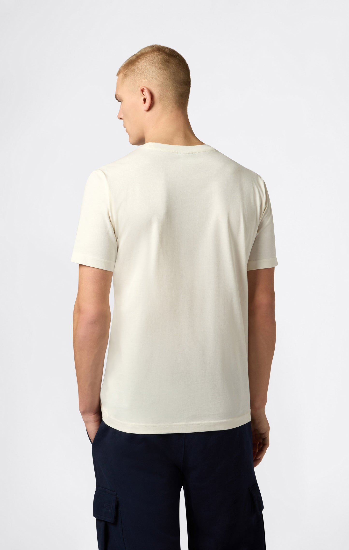 Herren-T-Shirt mit kleiner C-Stickerei und Logo-Icons